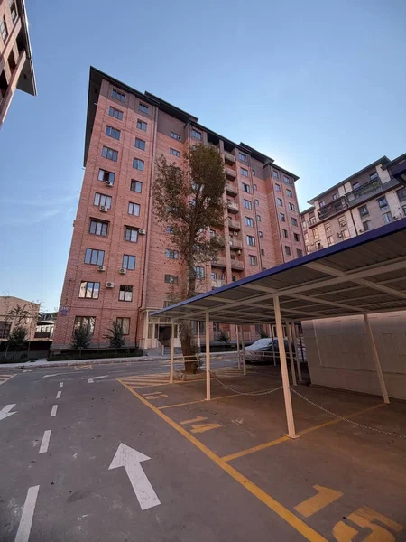 Sotiladi: 2 xonali kvartira, 50 m², Mirzo Ulug'bek — rasm 1/10