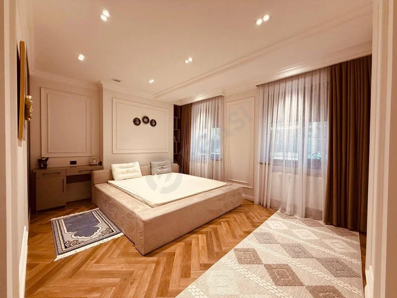Sotiladi: 4 xonali kvartira, 123 m², Mirzo Ulug'bek — rasm 1/8