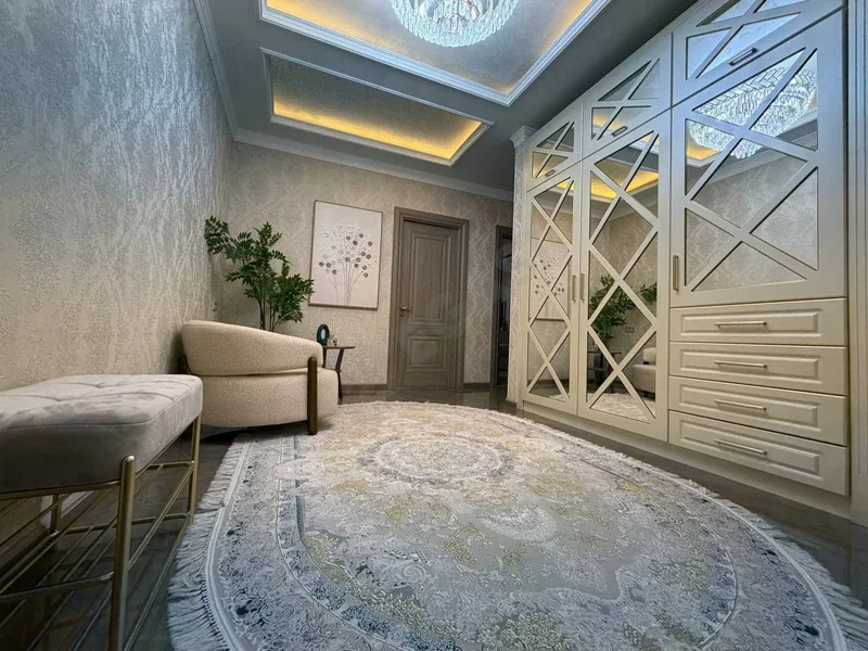 For sale: 3-room apartment, 106 m², Yashnobod · ID 7052 — photo 1/9