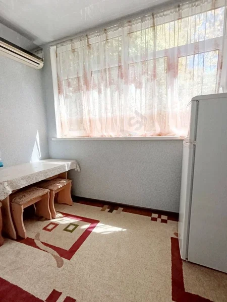 Sotiladi: 3 xonali kvartira, 65 m², Mirzo Ulug'bek — rasm 9/10