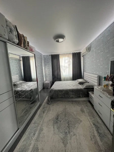 Sotiladi: 2 xonali kvartira, 50 m², Mirzo Ulug'bek · ID 7138 — rasm 1/8