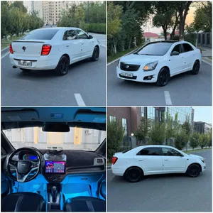 Chevrolet Cobalt Midnight 2014