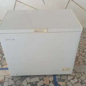Morozilnik sotiladi