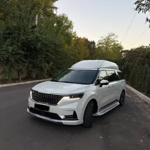 Kia Carnival Hi Limousine 2022