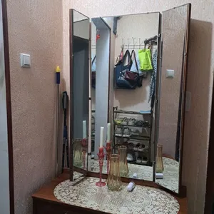 Trilyaj b/u sotiladi