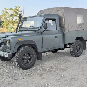 Land Rover Defender 110 pikap 4x4