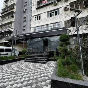 Ijaraga: 4 xonali tijorat binosi, 100 m², Yakkasaroy · ID 187