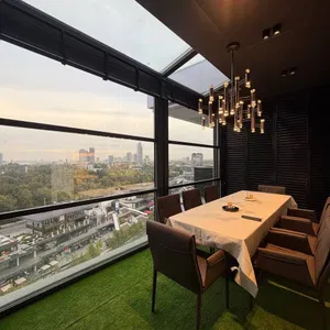 Sotiladi: 4 xonali kvartira, 202 m², Yakkasaroy