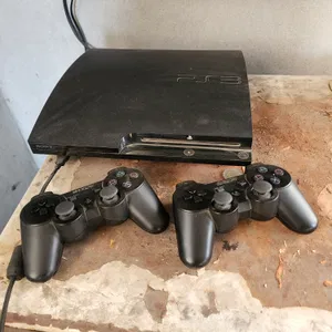 PS3 yangidek plomba. 500 gb 35+ top oyinlari bor. 4 ta jostik ideal