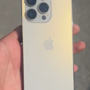 Iphone 13pro 256/94 karopka bor